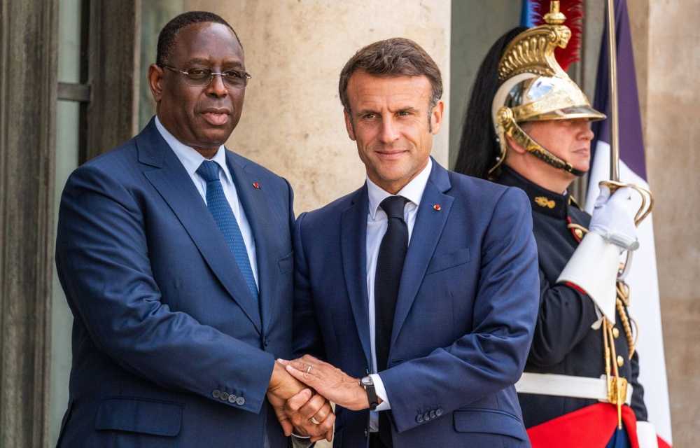 1200x768_macky-sall-and-emmanuel-macron-french-president-emmanuel-macron-welcomes-president-of-senegal-macky-sall-prior-a-lunch-at-elysee-palace-on-june-23-2023-in-paris-04sipa-1157070-credit-alexis-j